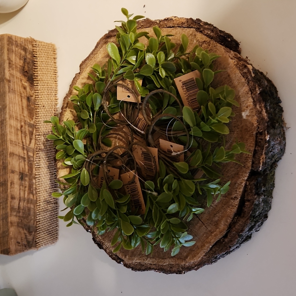 Set of 10 Artificial Boxwood Napkin Rings